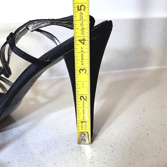 Nine West Black Bedazzled Sling back High Heels Size 8M - Picture 10 of 10